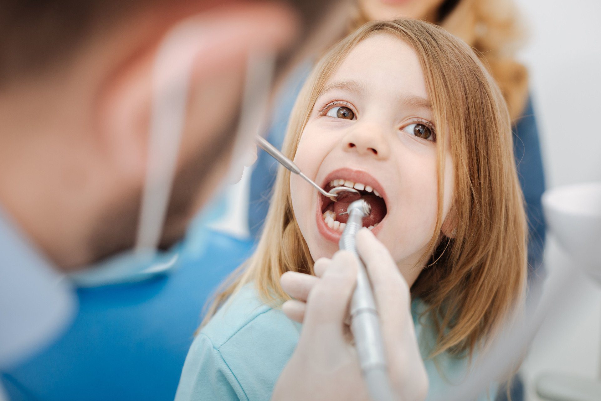 Eviter les caries dentaires chez les enfants avec un Dentiste à Casablanca ?